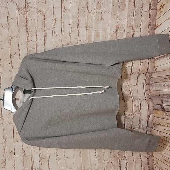 wild fable Tops - wild Fable crop hoddie large nwt